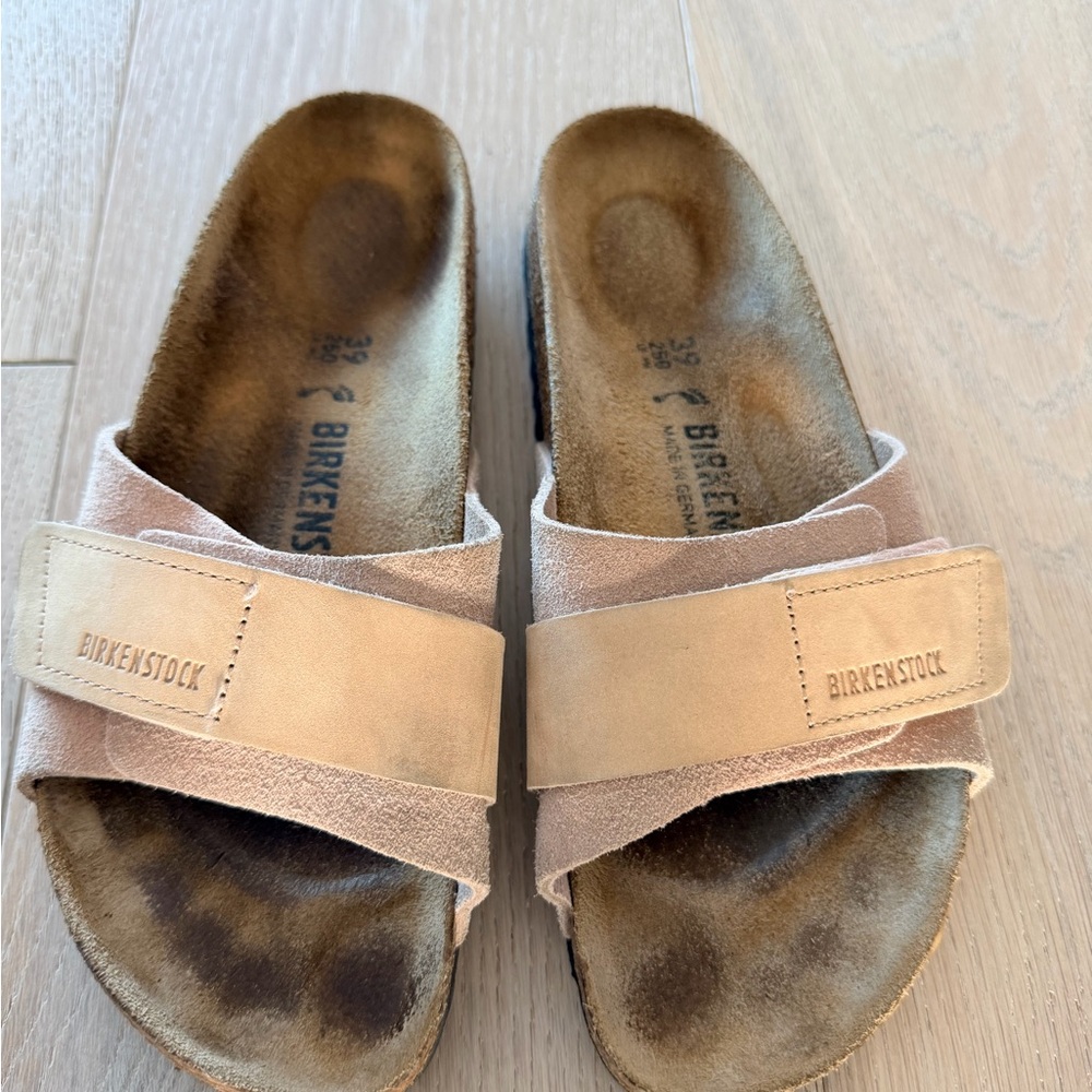 Birkenstock Oita Light Pink Suede Cross-Strap Slides